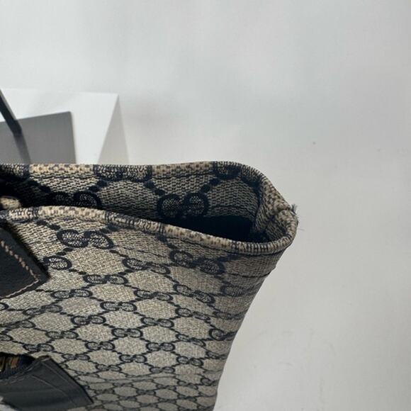Gucci Web handled monogram tote w/ navy exterior zip pocket and customized patch - Picture 5 of 16
